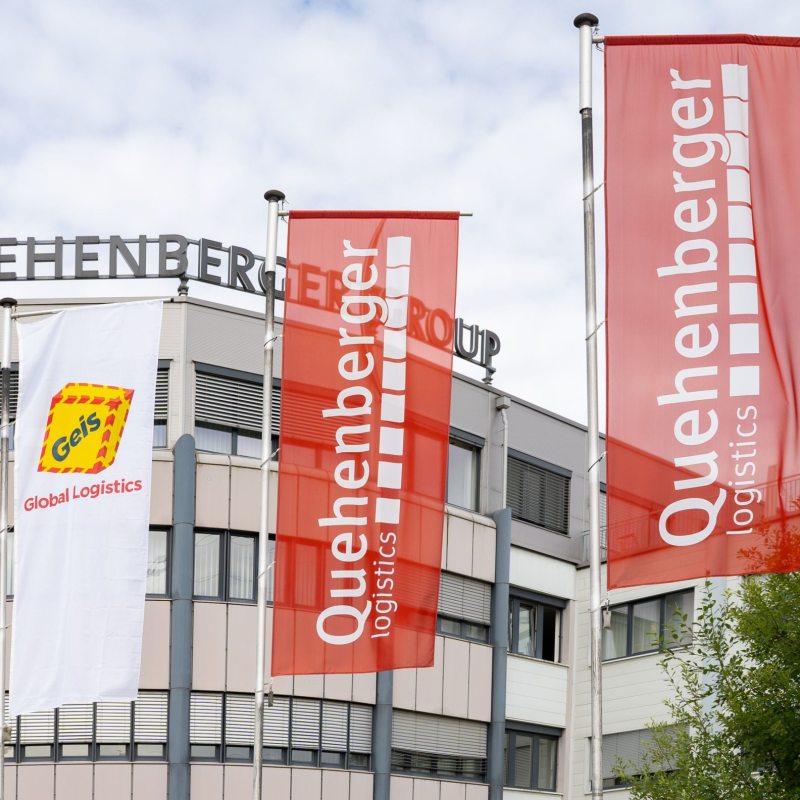 Unternehmensflaggen Geis und Quehenberger